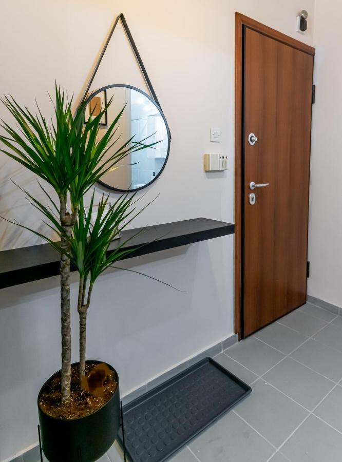 Ferienwohnung Couple Getaway With Queen Bed Athen Exterior foto