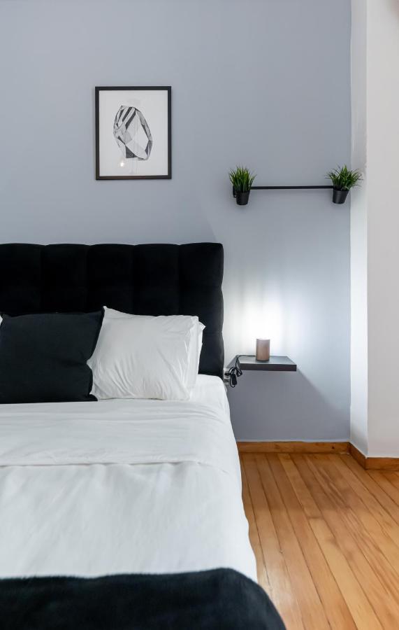 Ferienwohnung Couple Getaway With Queen Bed Athen Exterior foto